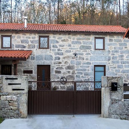 א-קורוניה A Casa Da Moreira - Casa Rural En Ponte Maceira מראה חיצוני תמונה