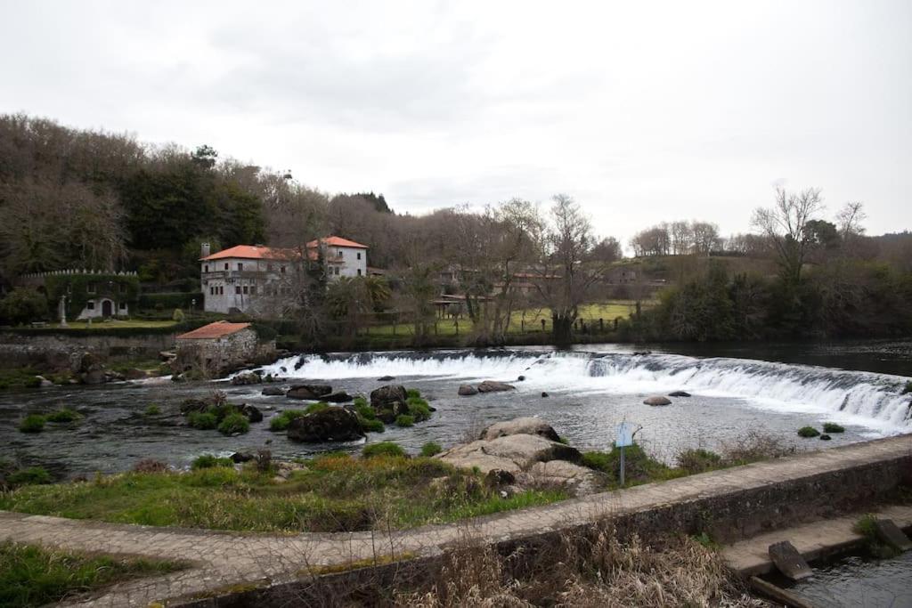 א-קורוניה A Casa Da Moreira - Casa Rural En Ponte Maceira מראה חיצוני תמונה